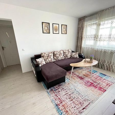 Elite Apartment Targoviste Extérieur photo