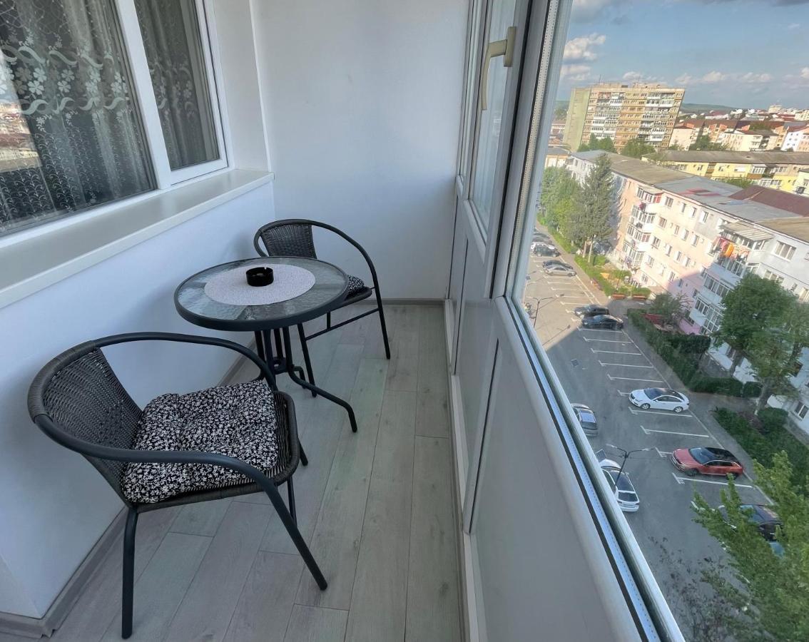 Elite Apartment Targoviste Extérieur photo
