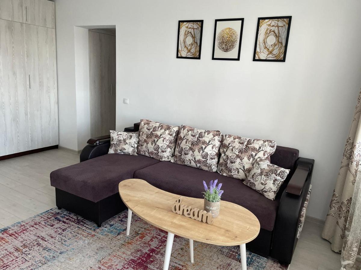 Elite Apartment Targoviste Extérieur photo